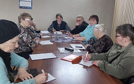 Заседание комитета в апреле.